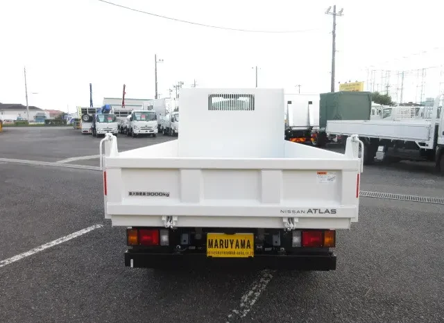
								Nissan Atlas 2WG-AKR88AT (2WD) full									